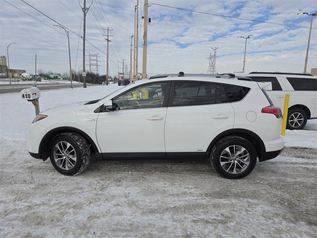 Used 2017 Toyota RAV4 XLE w/ All Weather Liner Package image 10