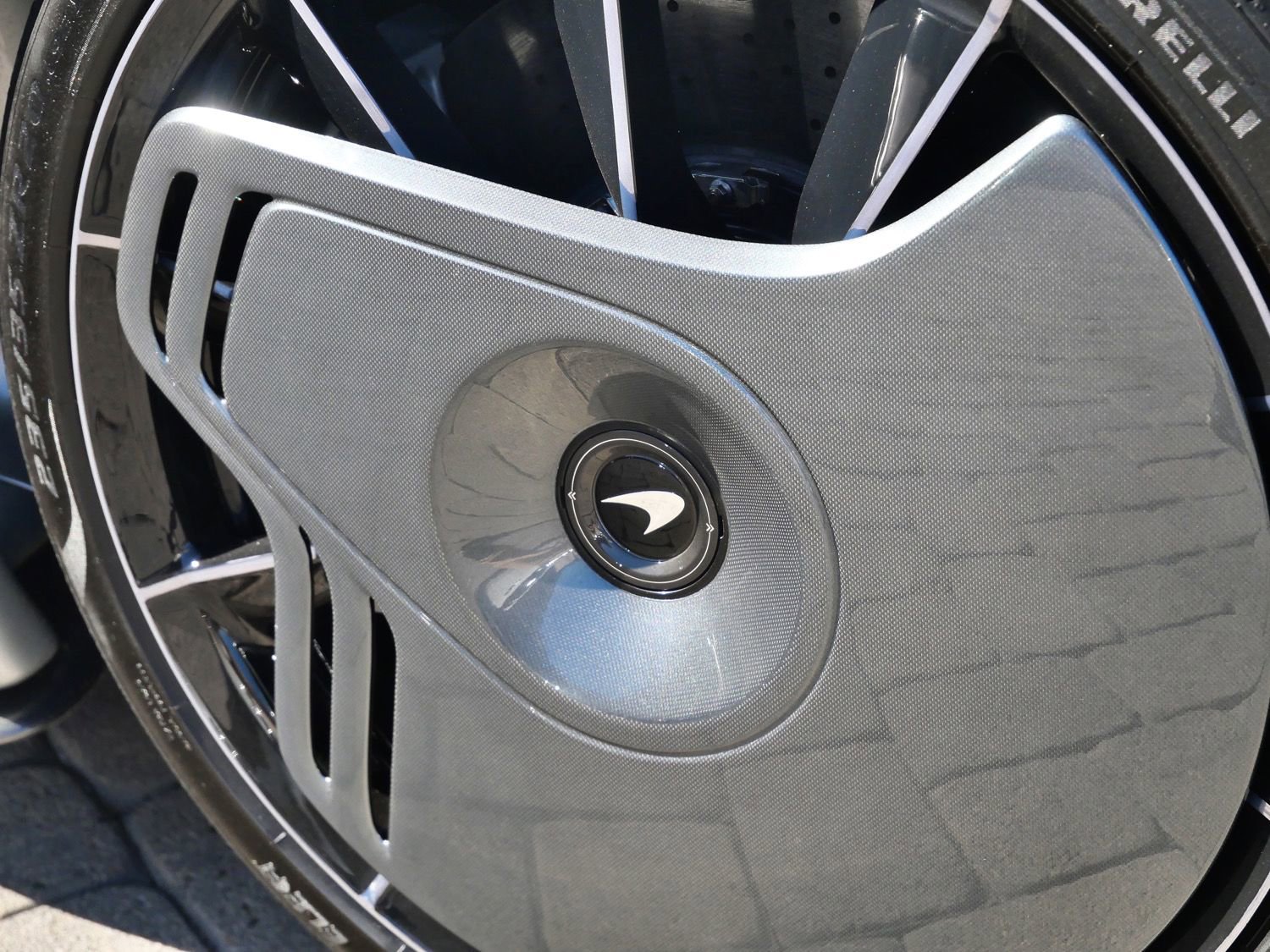 Used 2020 McLaren Speedtail image 28