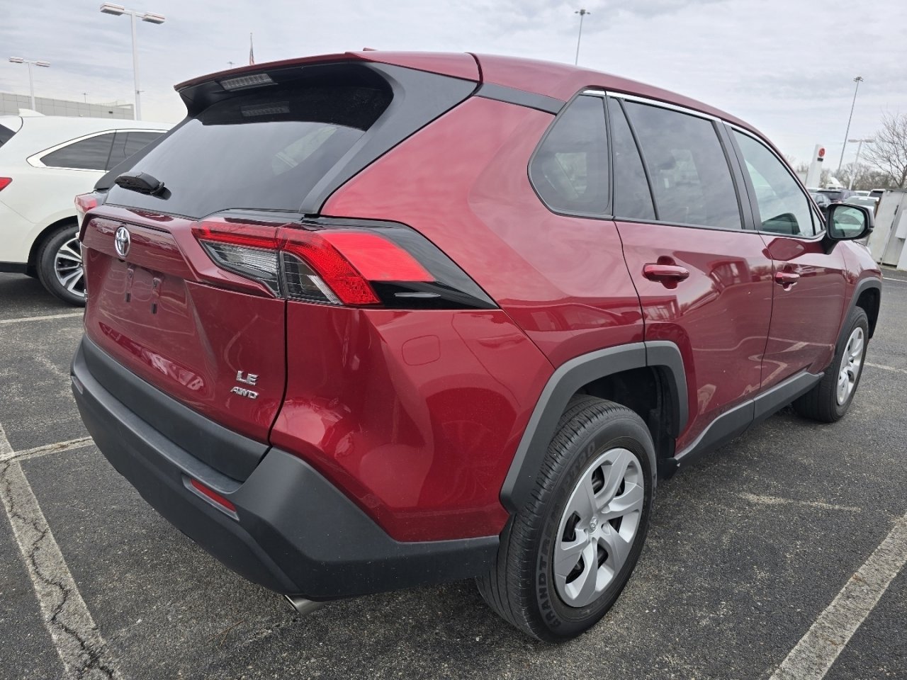 Used 2024 Toyota RAV4 LE image 7