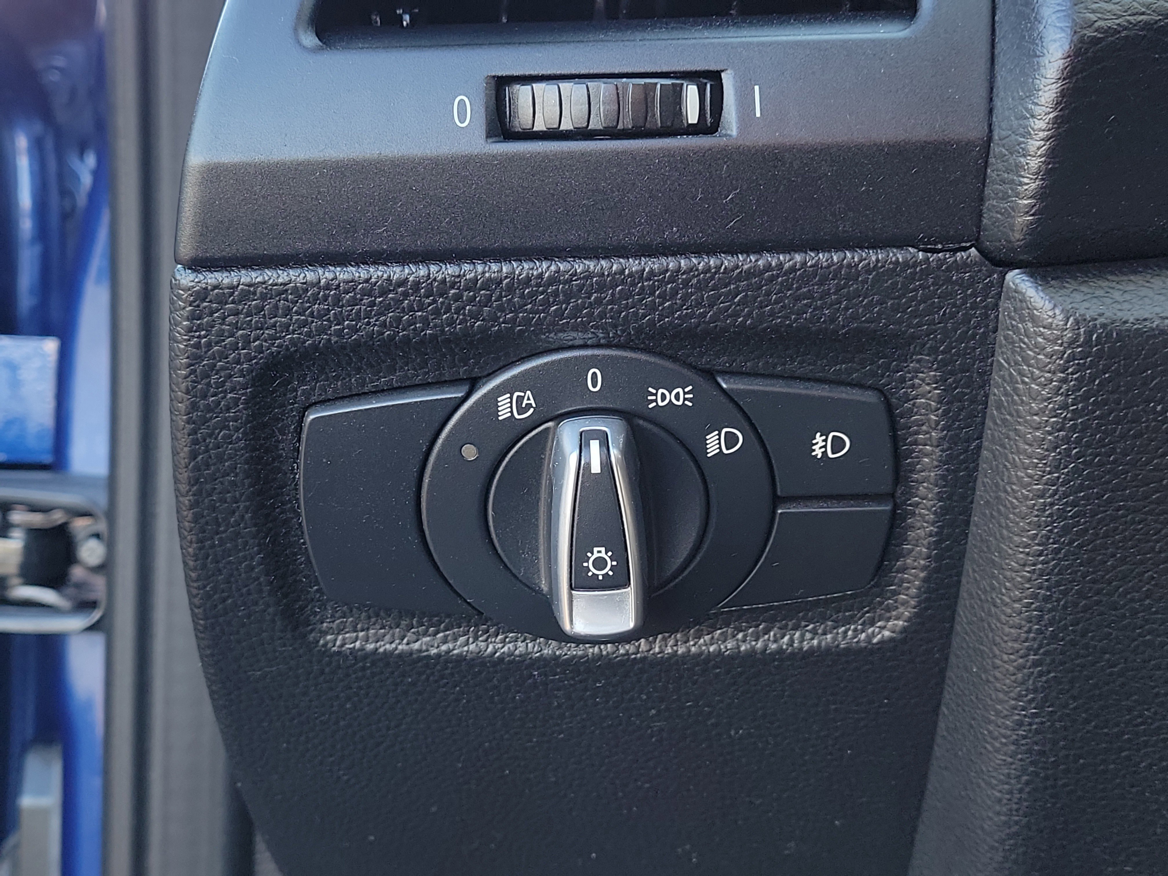 Used 2013 BMW 128i Convertible image 27