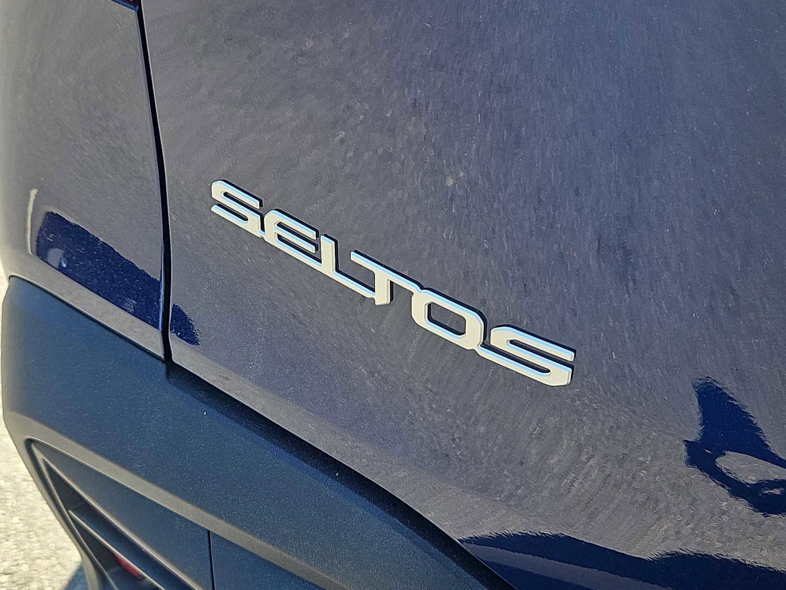 Used 2025 Kia Seltos LX AWD/4WD image 12