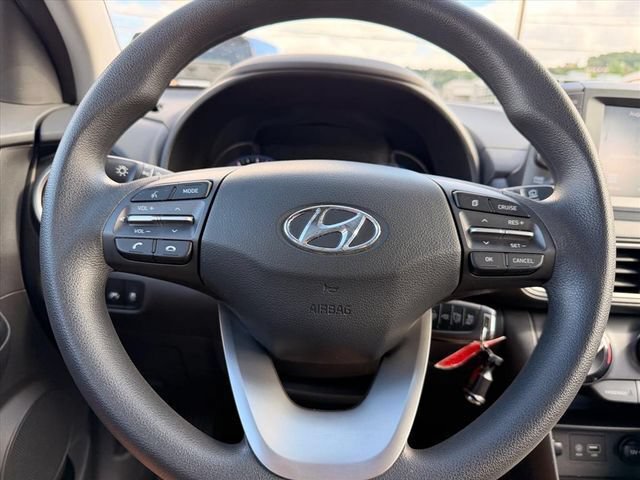 Used 2021 Hyundai Kona SE AWD/4WD image 13