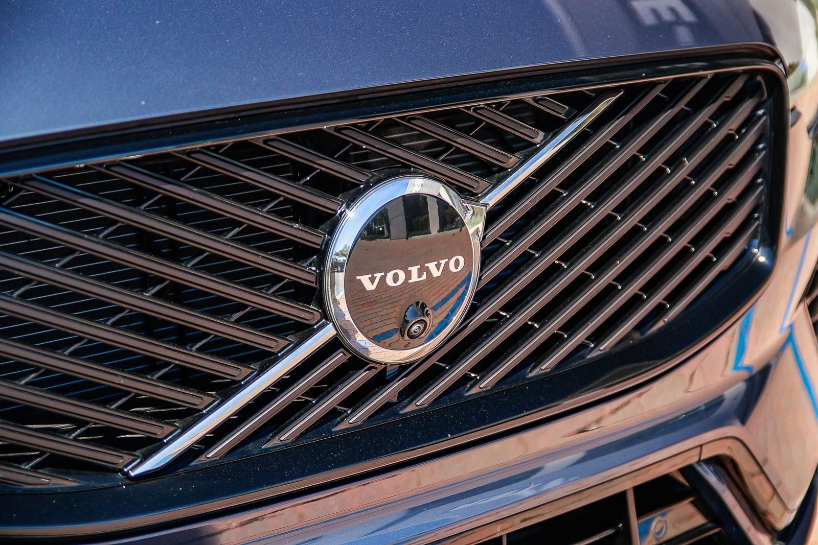 Used 2026 Volvo XC60 B5 Ultra w/ Protection Package Premier image 13