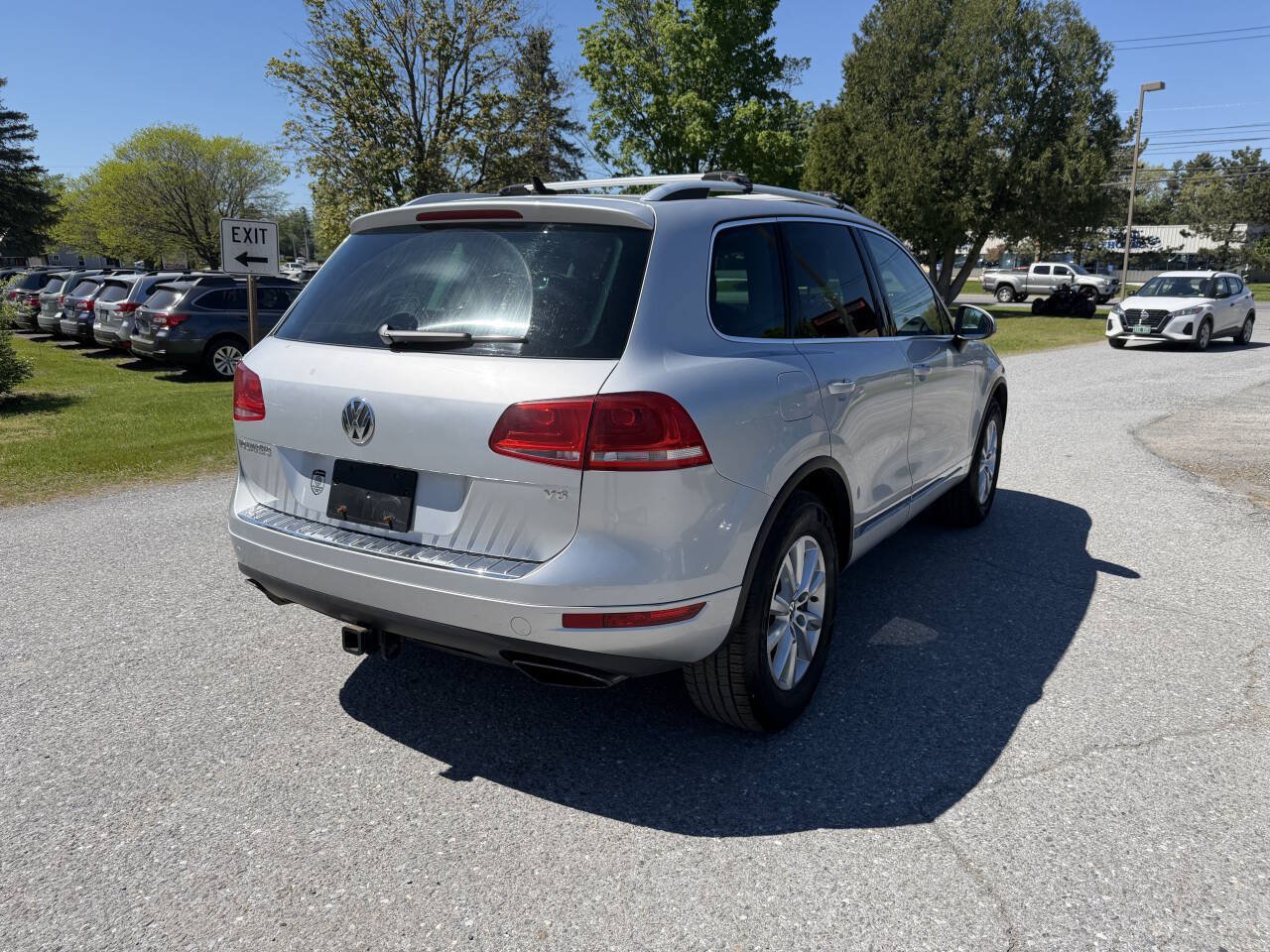 Used 2013 Volkswagen Touareg Sport AWD/4WD image 5