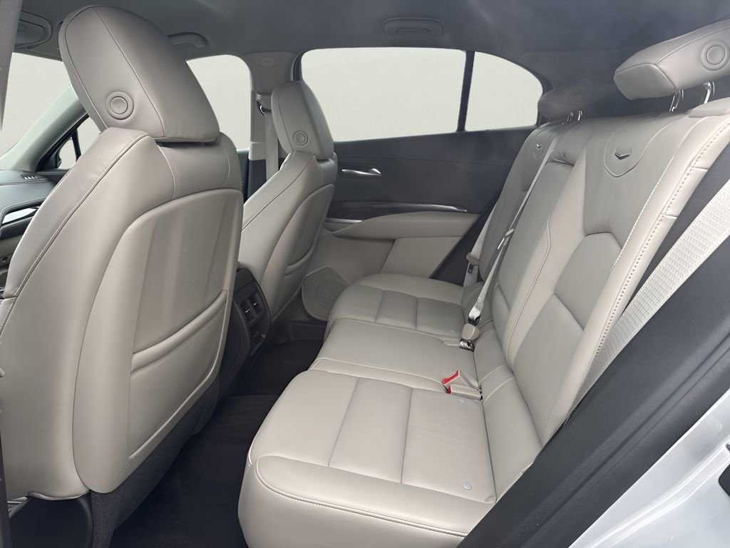 Used 2022 Cadillac XT4 Premium Luxury w/ Enhanced Visibility Package image 13