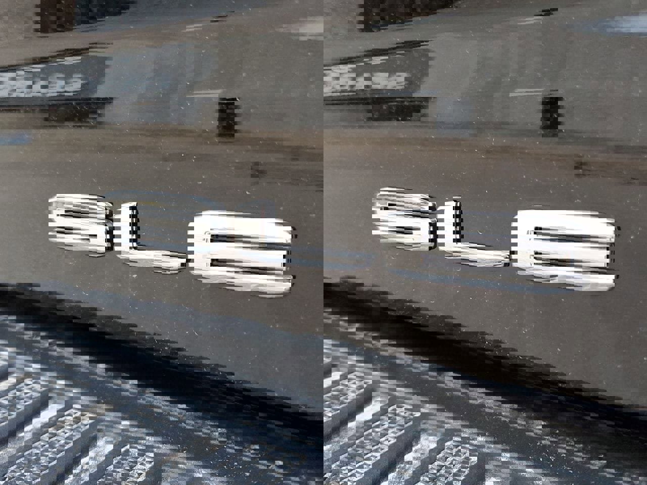 New 2025 GMC Sierra 2500 SLE w/ SLE Convenience Package image 58