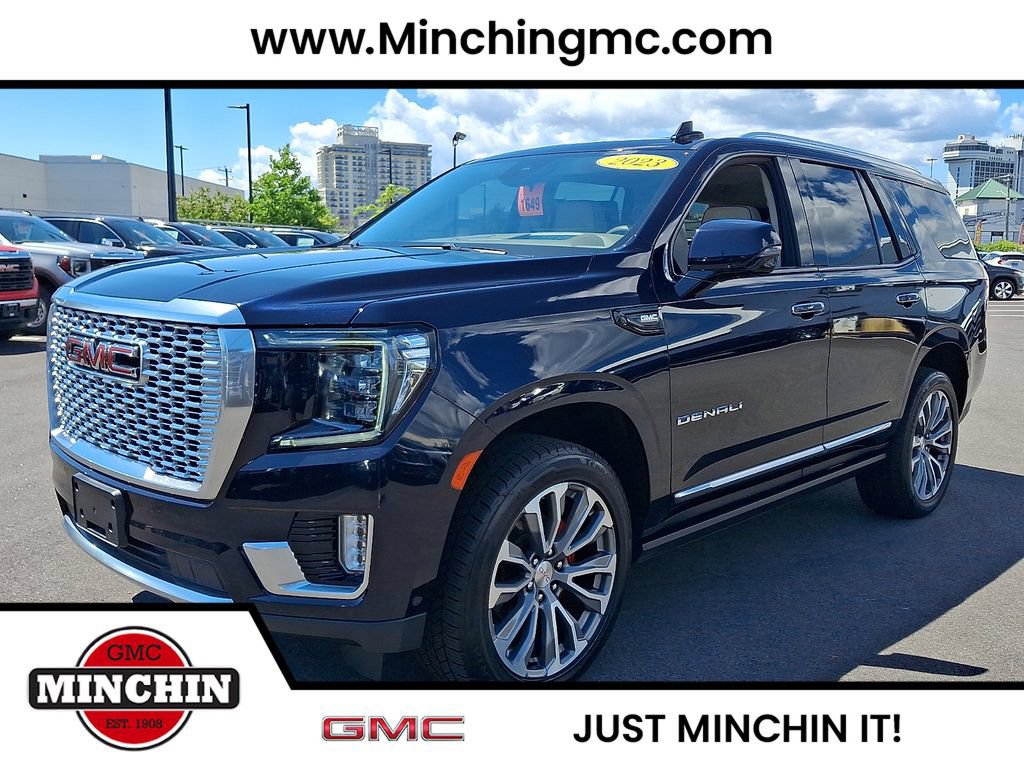 Used 2023 GMC Yukon Denali w/ Advanced Technology Package AWD/4WD image 3