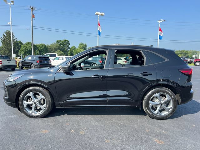 Certified 2023 Ford Escape ST-Line w/ Tech Pack #1 FWD image 4