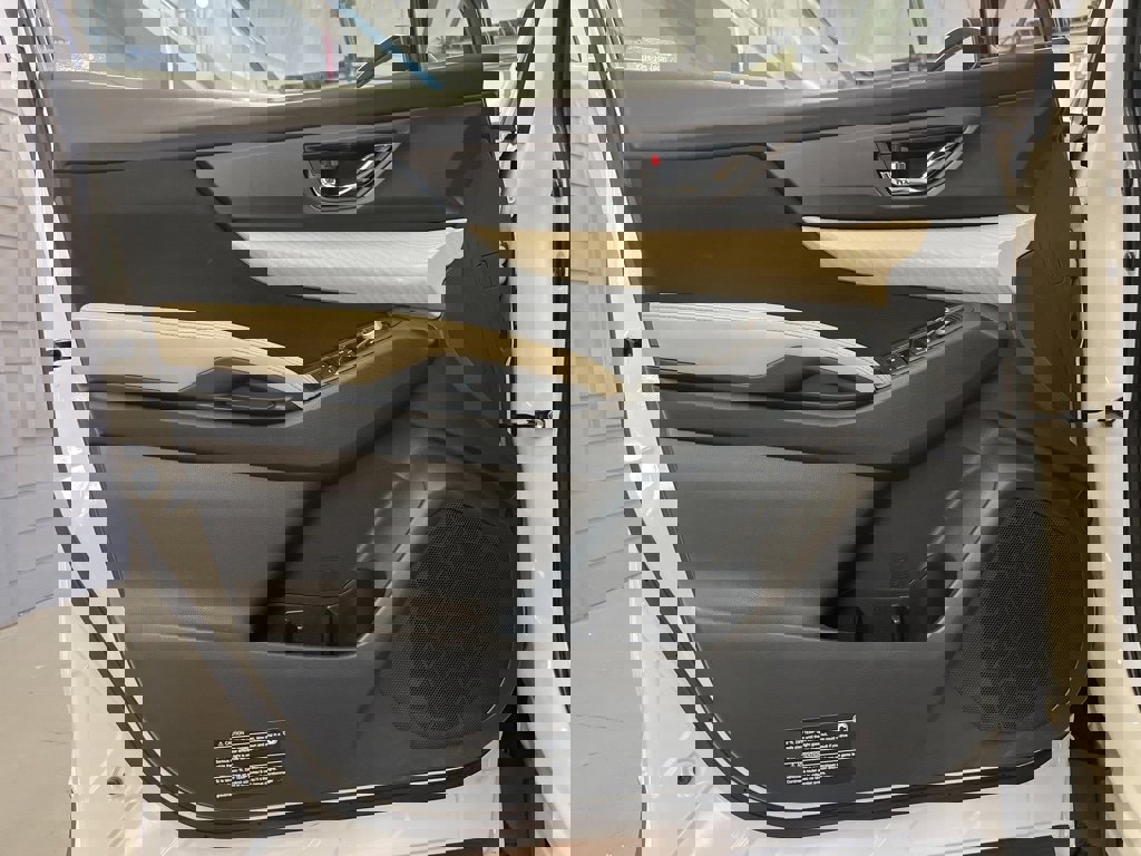 Used 2019 Subaru Ascent Premium w/ Popular Package #3 image 9