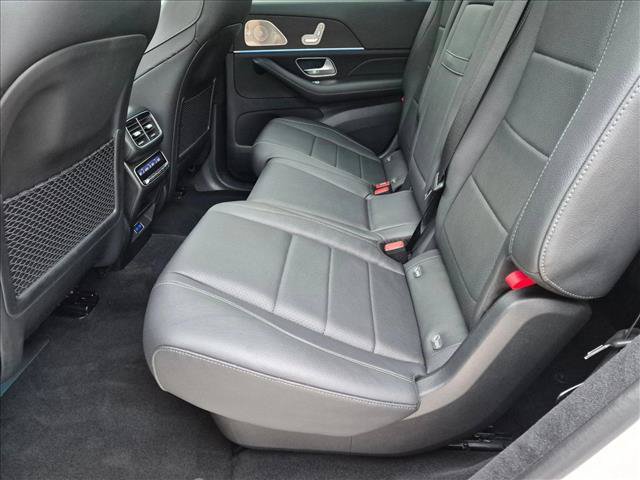 Used 2025 Mercedes-Benz GLS 450 4MATIC image 17