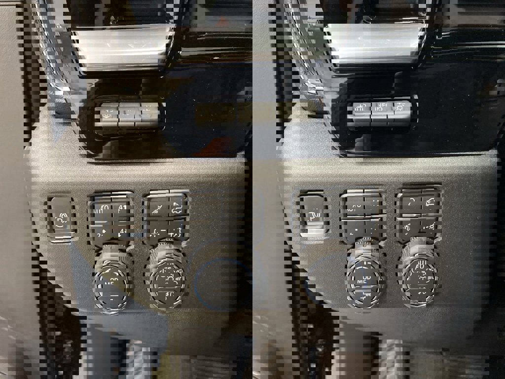 New 2026 Chevrolet Silverado 3500 High Country w/ High Country Premium Package image 31