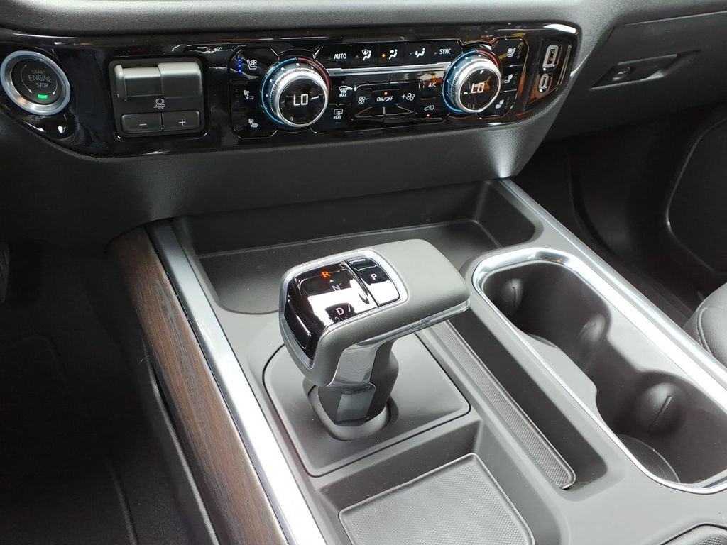 New 2026 GMC Sierra 1500 SLT AWD/4WD image 17