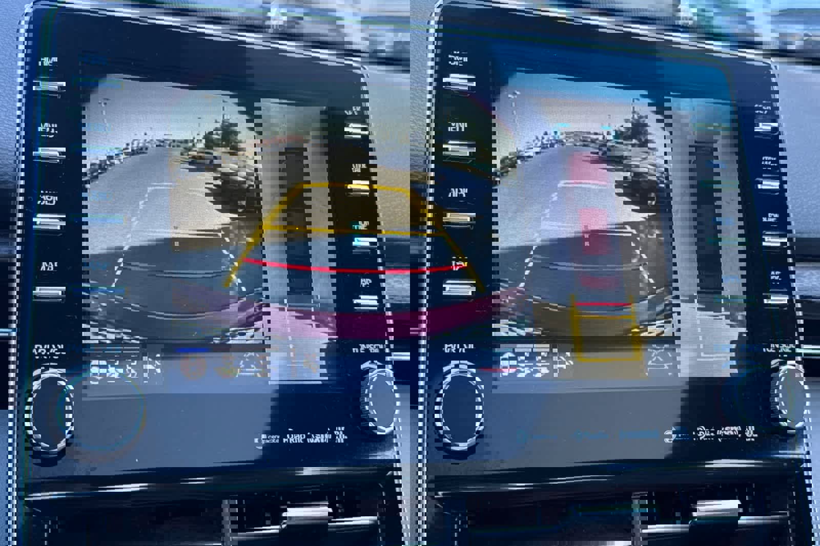 Used 2019 Toyota Avalon Limited w/ Advanced Safety Package image 21