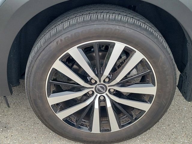 Certified 2025 Nissan Pathfinder Platinum w/ Cargo Package image 13