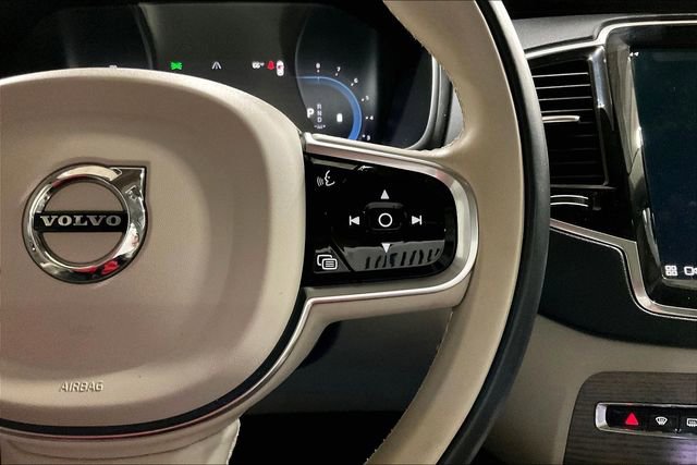 Certified 2023 Volvo XC90 B6 Ultimate w/ Lounge Package image 20