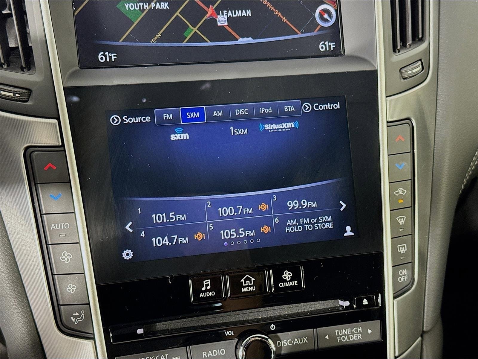Used 2019 INFINITI Q60 3.0t Luxe w/ Essential Package RWD image 16