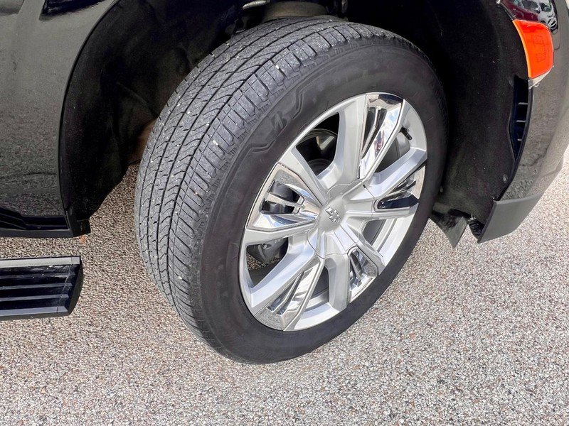Used 2022 Chevrolet Tahoe High Country w/ Premium Package 2 AWD/4WD image 11