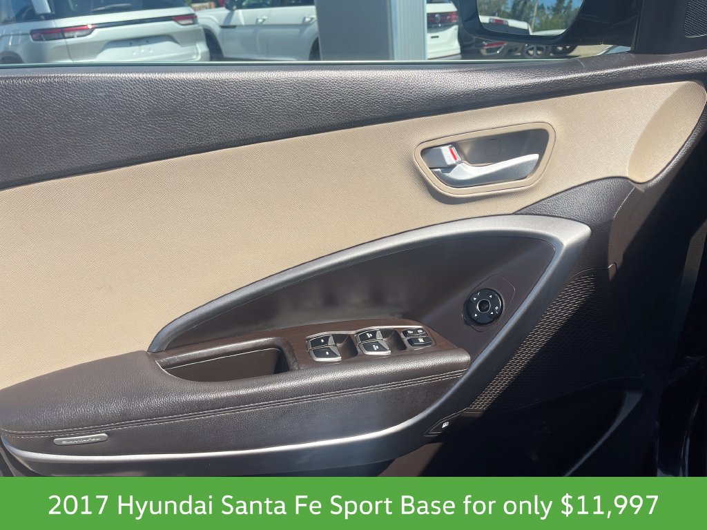 Used 2017 Hyundai Santa Fe Sport FWD image 14