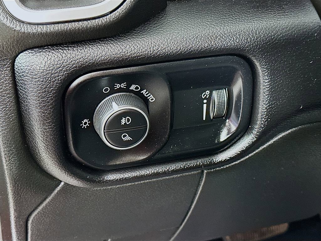 Certified 2024 RAM 2500 Big Horn w/ Sport Appearance Package image 18