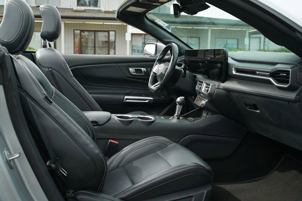 Used 2024 Ford Mustang Premium RWD image 11