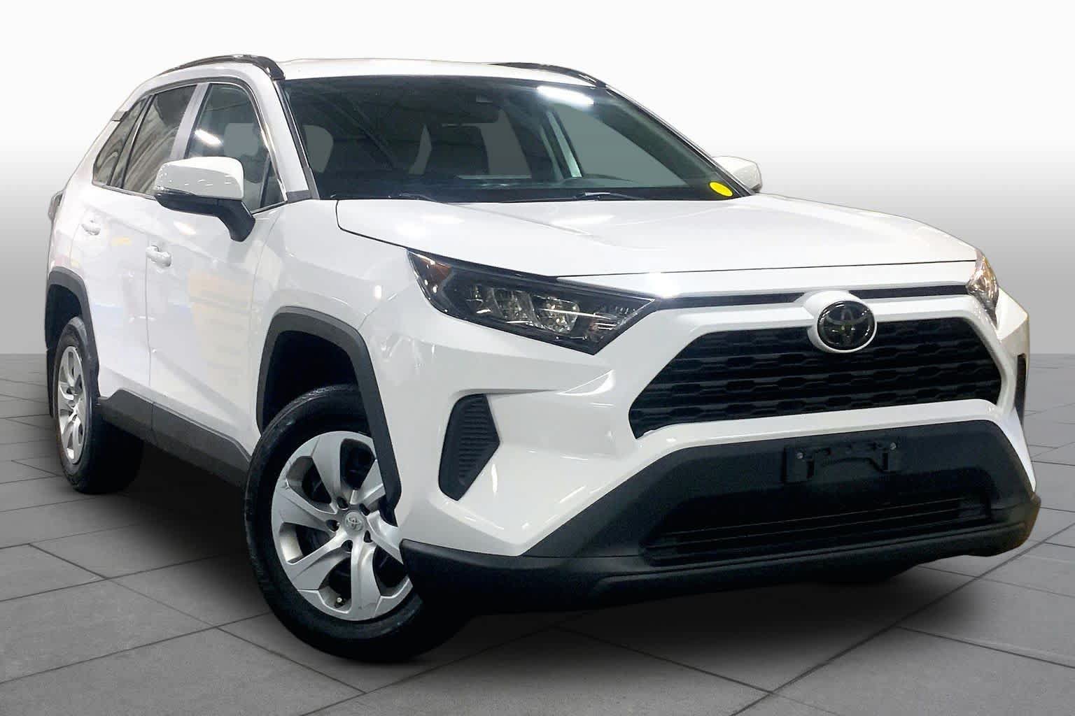 Used 2020 Toyota RAV4 LE w/ All Weather Liner Package AWD/4WD image 3