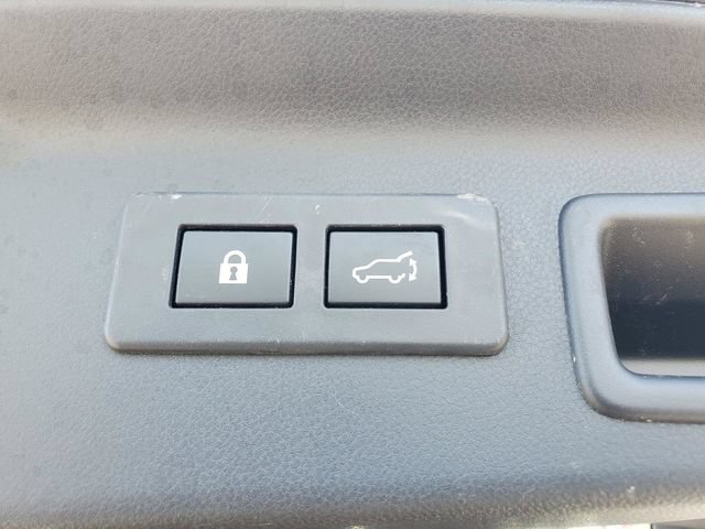 Used 2025 Subaru Forester Premium AWD/4WD image 32