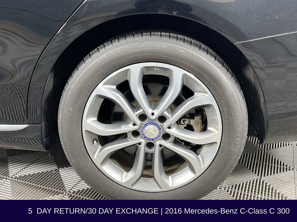 Used 2016 Mercedes-Benz C 300 4MATIC Sedan image 35