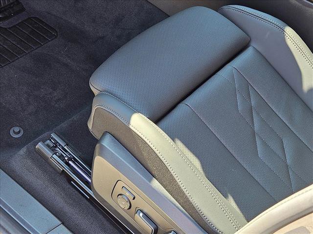 Used 2026 BMW X3 xDrive30 w/ Convenience Package AWD/4WD image 4