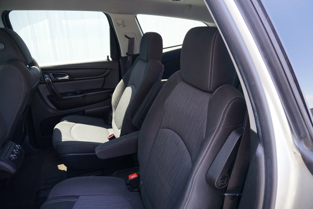 Used 2016 Chevrolet Traverse LT w/ Style and Technology Package AWD/4WD image 27