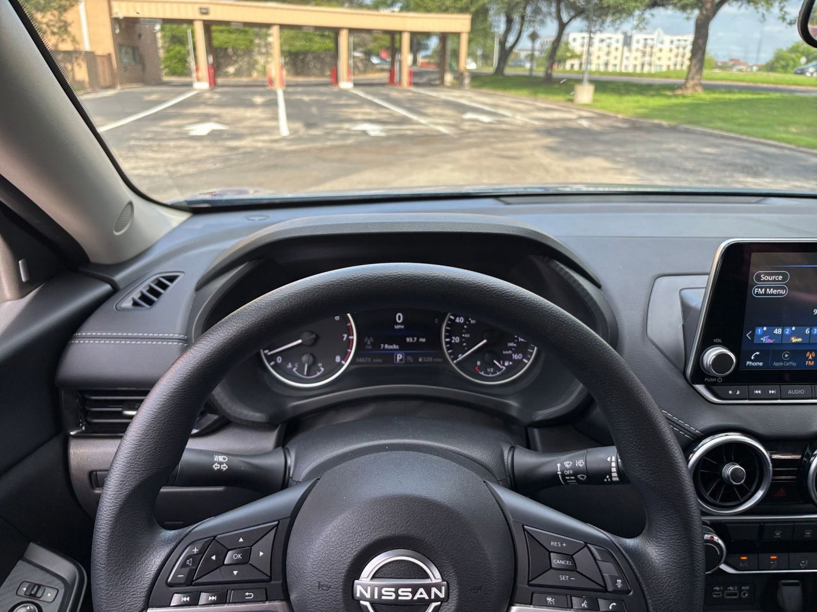 Used 2025 Nissan Sentra SV FWD image 29