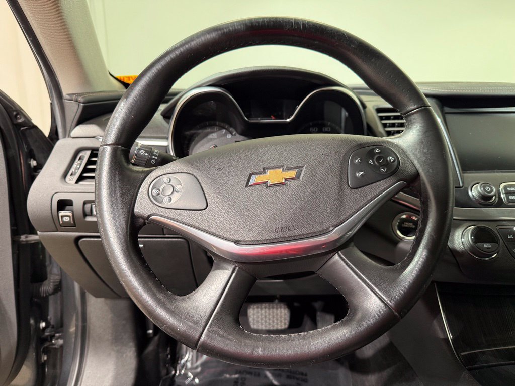 Used 2019 Chevrolet Impala LT FWD image 21