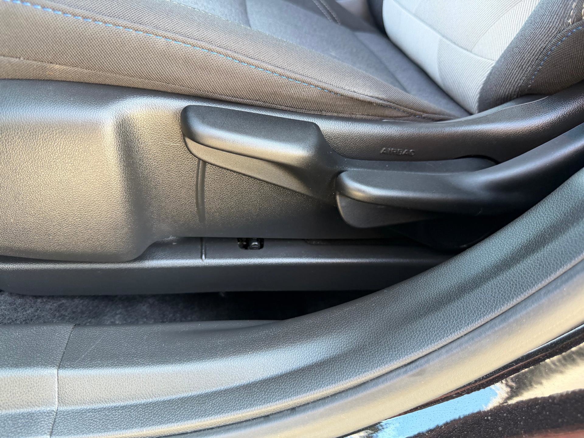 Certified 2024 Chevrolet Trax LS image 30