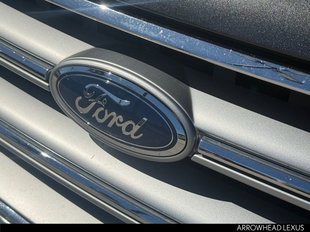 Used 2017 Ford Escape SE image 18