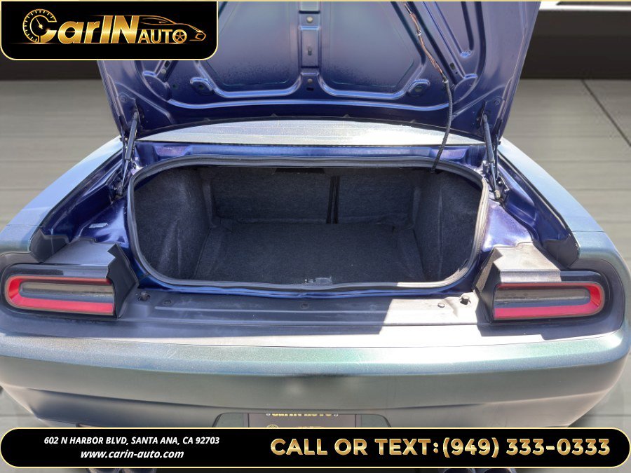 Used 2016 Dodge Challenger R/T Scat Pack RWD image 12
