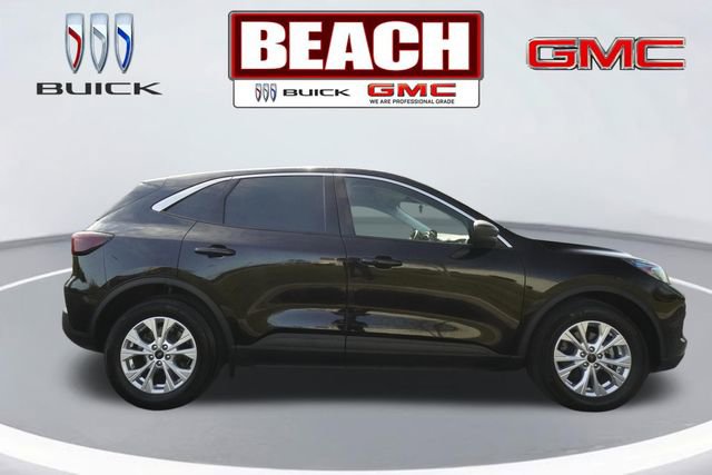 Used 2023 Ford Escape Active FWD image 2