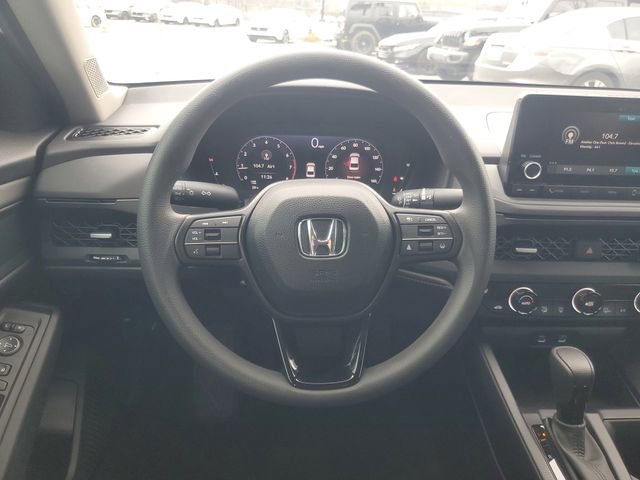 Certified 2025 Honda Accord SE image 14