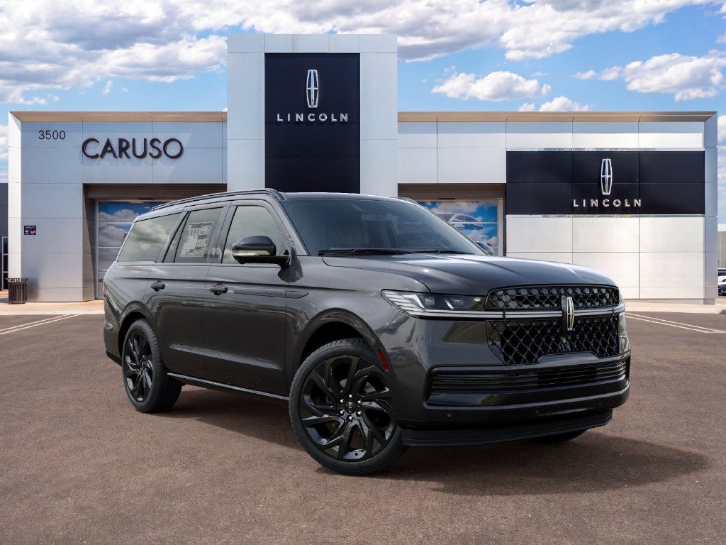 New 2027 Lincoln Navigator Reserve w/ Jet Appearance Package AWD/4WD image 4