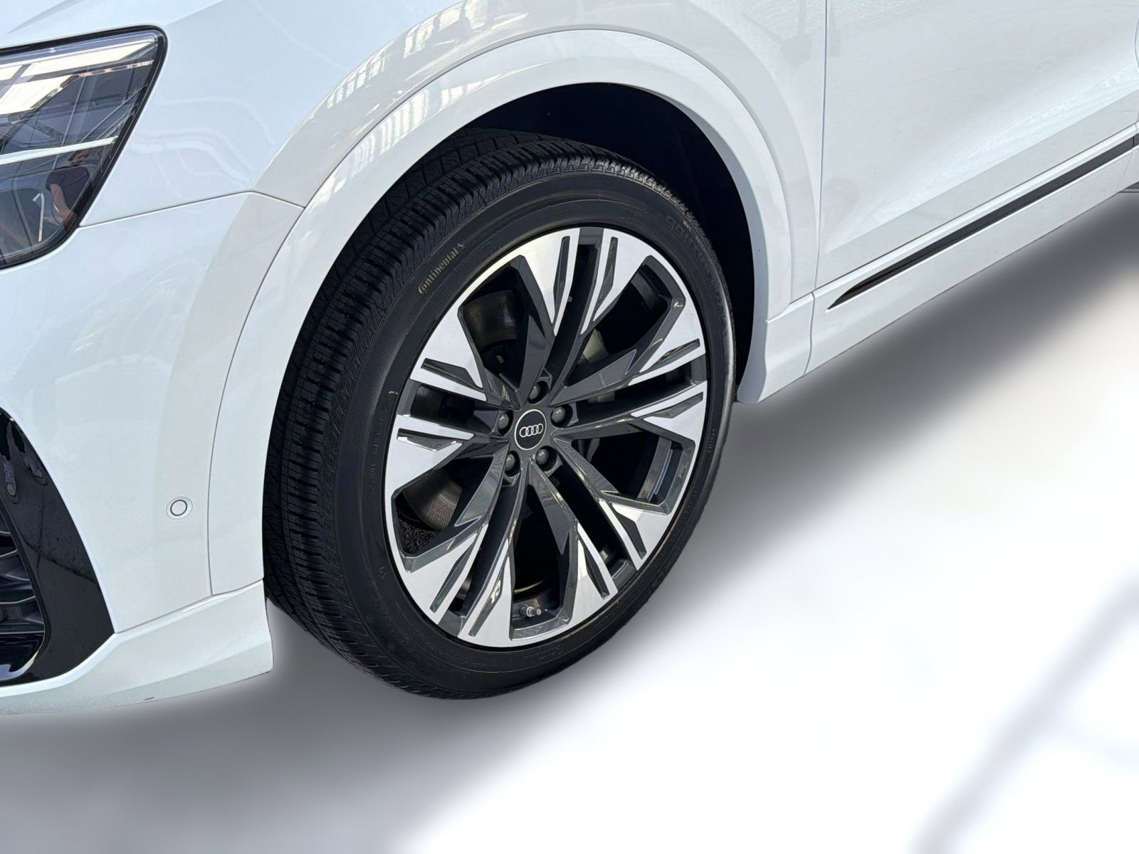 New 2026 Audi Q8 Premium Plus AWD/4WD image 12