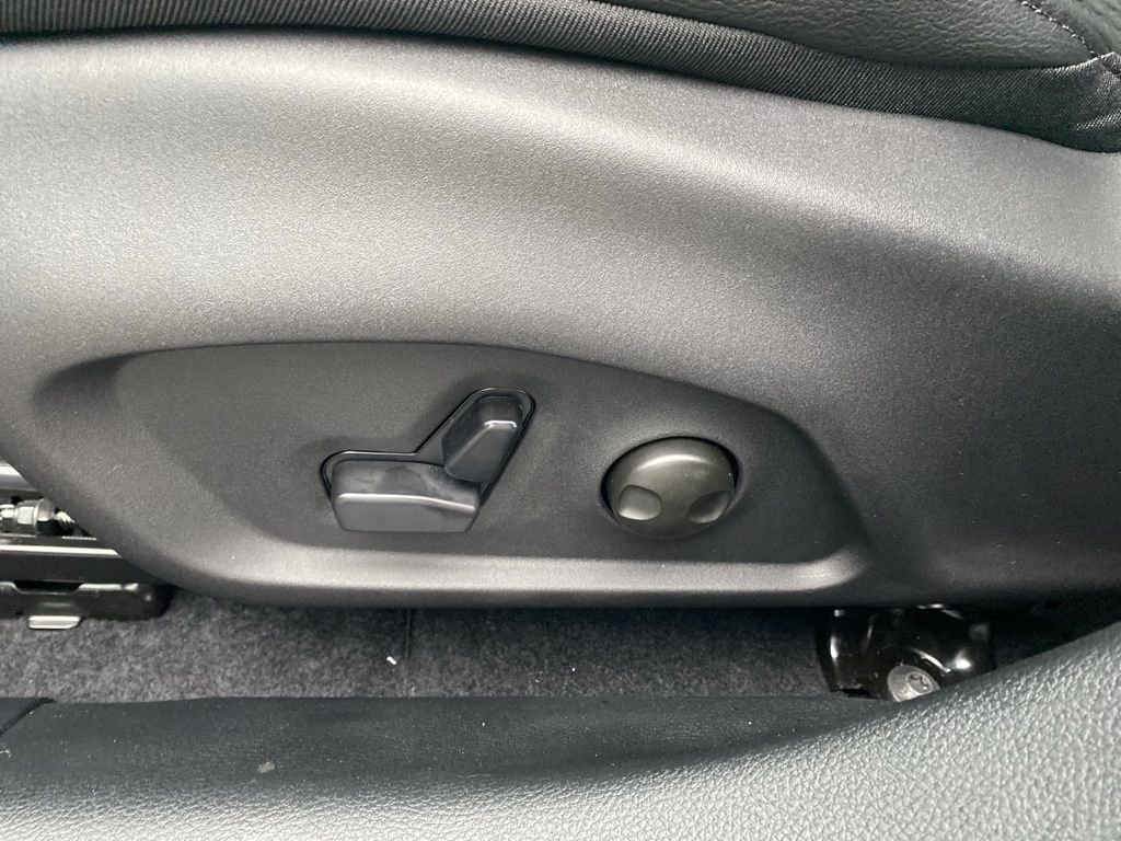 New 2026 Jeep Compass Latitude image 24