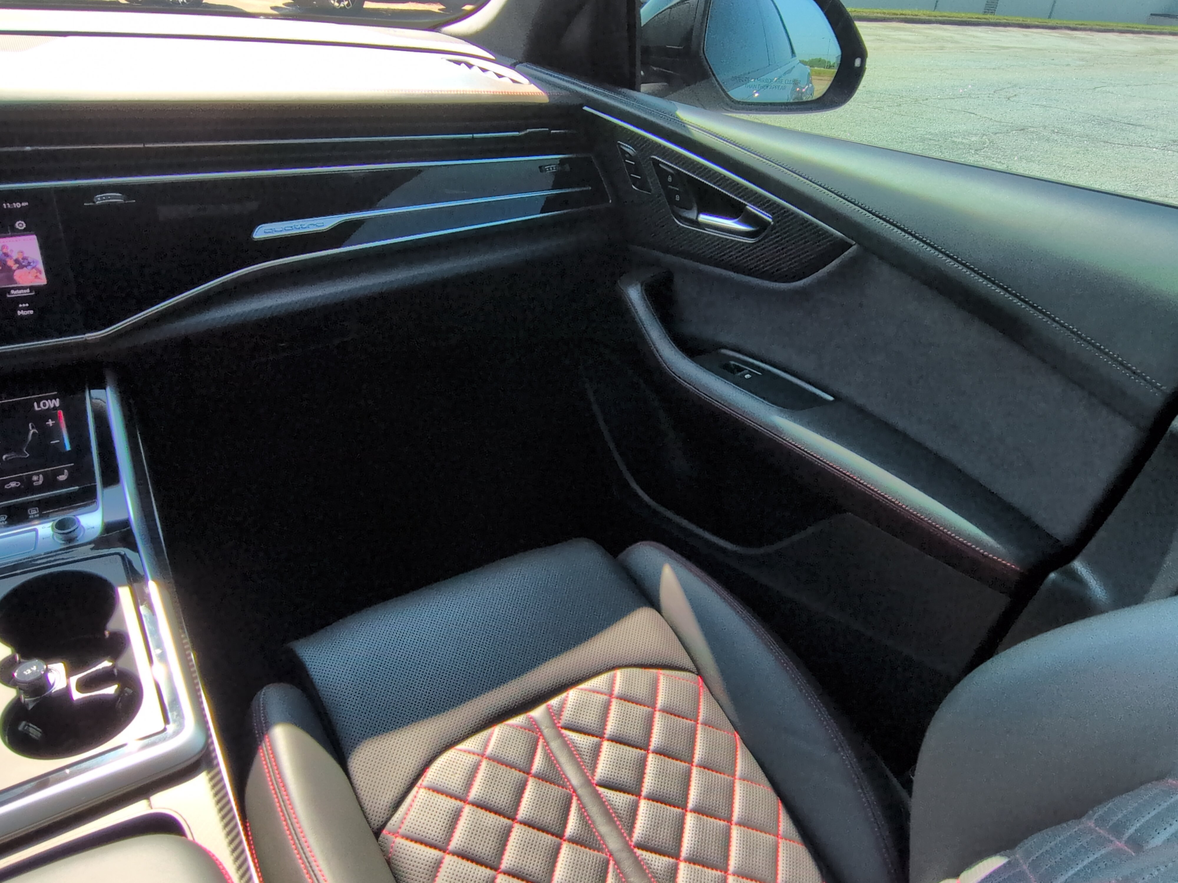 Used 2025 Audi SQ8 Prestige w/ Prestige Package AWD/4WD image 15