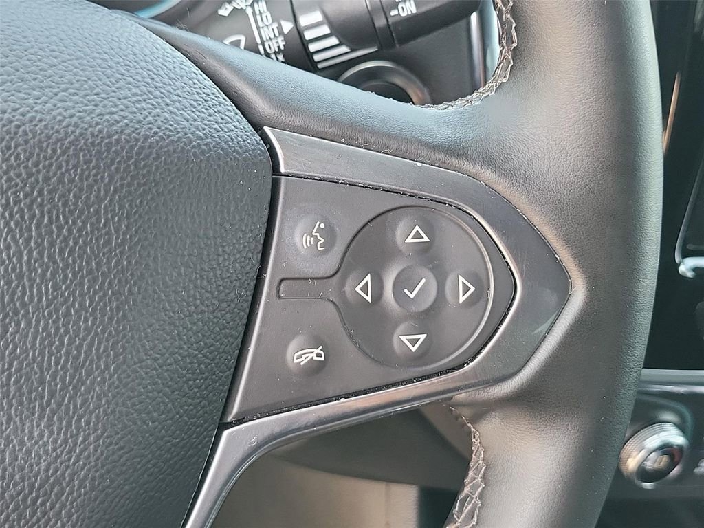 Certified 2023 Chevrolet Traverse LT image 38