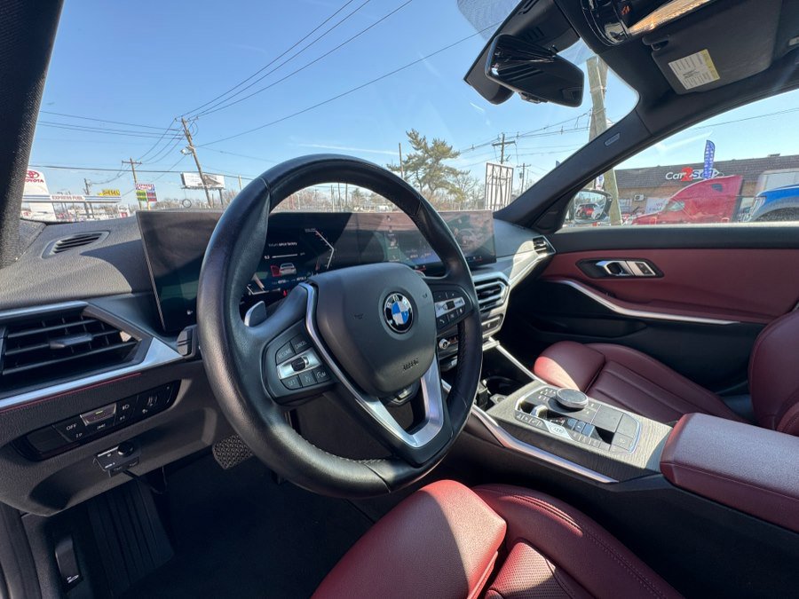 Used 2023 BMW 330i xDrive Sedan w/ Premium Package AWD/4WD image 20