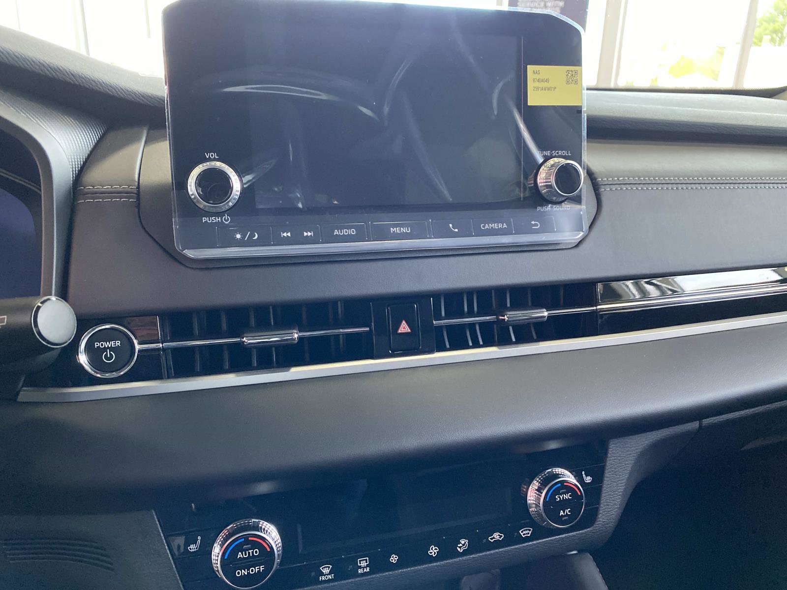 New 2025 Mitsubishi Outlander ES image 9