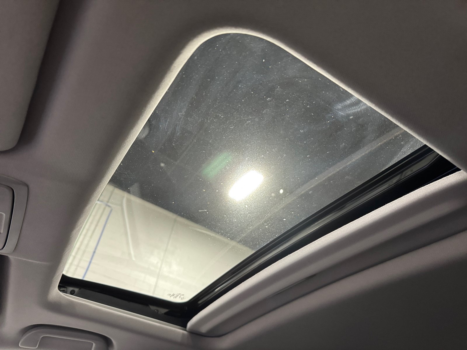 Used 2022 Honda CR-V EX-L image 16