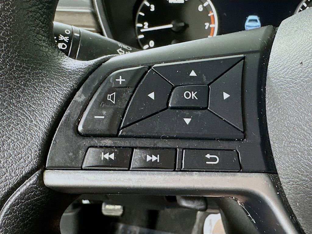 Used 2024 Nissan Altima 2.5 SV FWD image 22