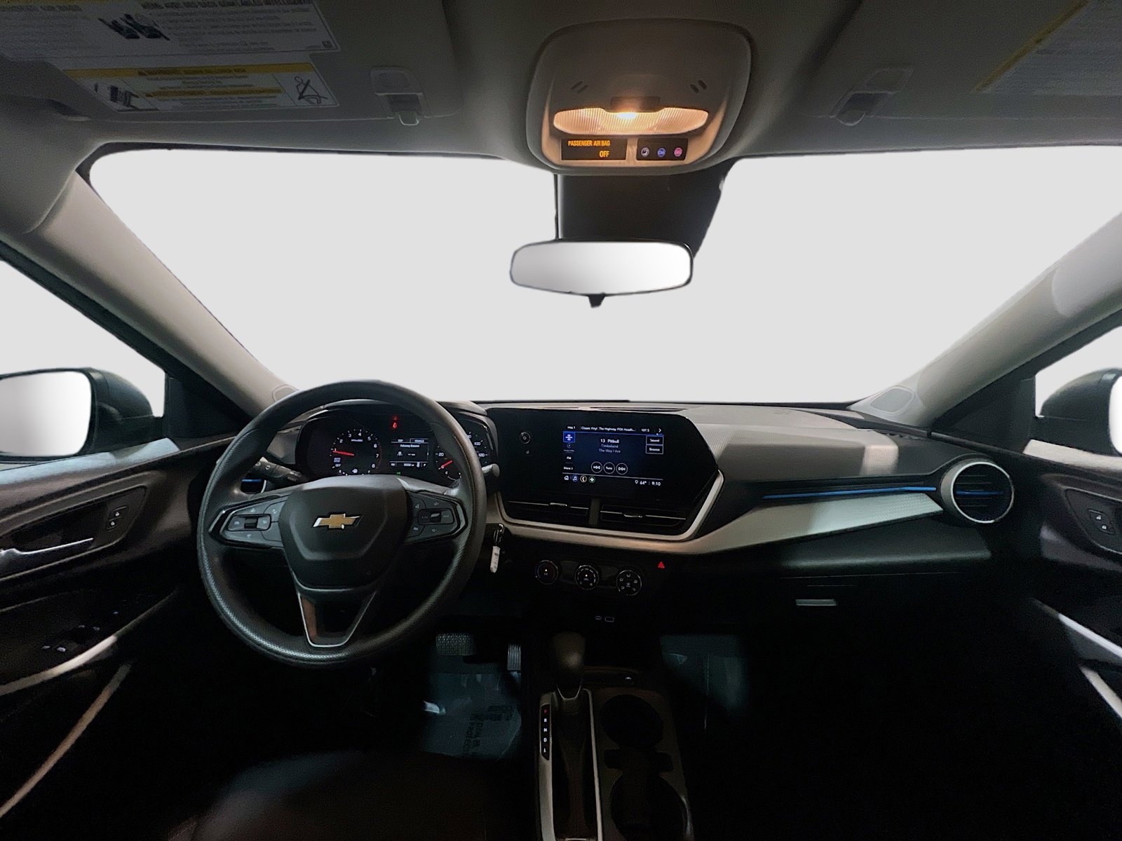 Used 2025 Chevrolet Trax LS image 15