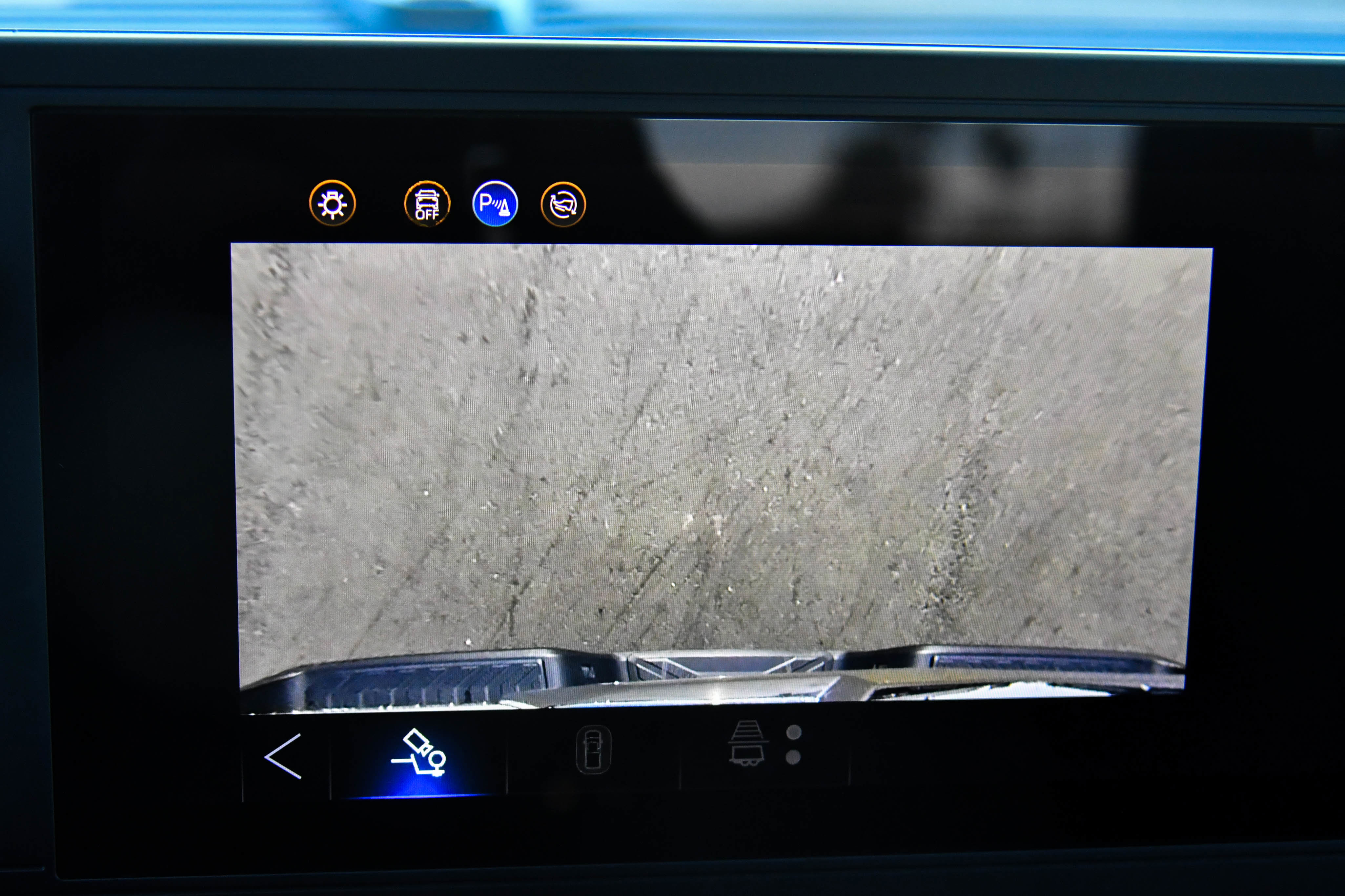 Used 2024 Chevrolet Silverado EV W/T image 24