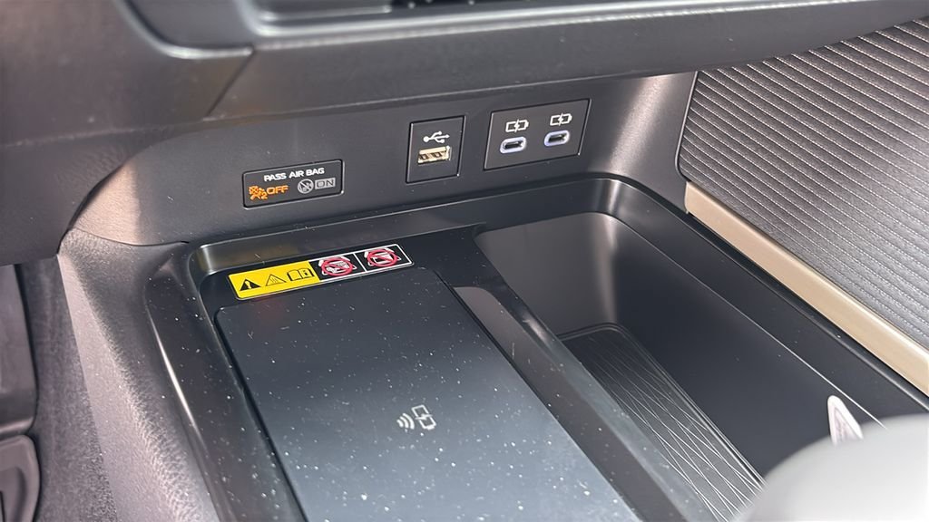 New 2026 Toyota Camry SE FWD image 21
