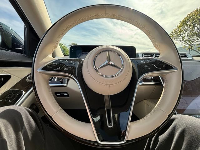 Certified 2022 Mercedes-Benz S 580 4MATIC Sedan w/ 3D Technology Package image 15