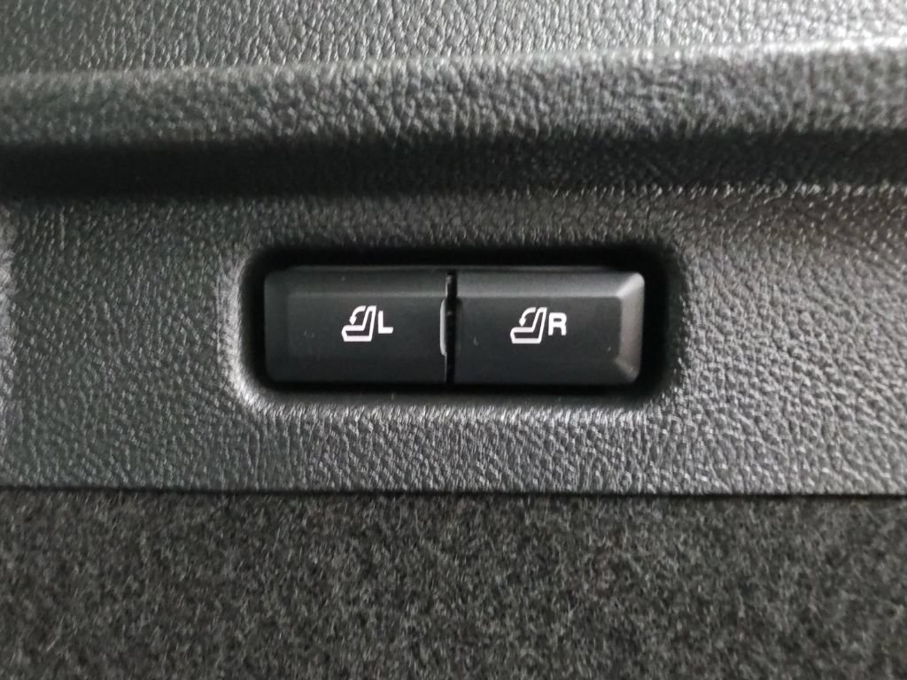 Used 2023 Lincoln Corsair AWD w/ Equipment Group 101A image 54